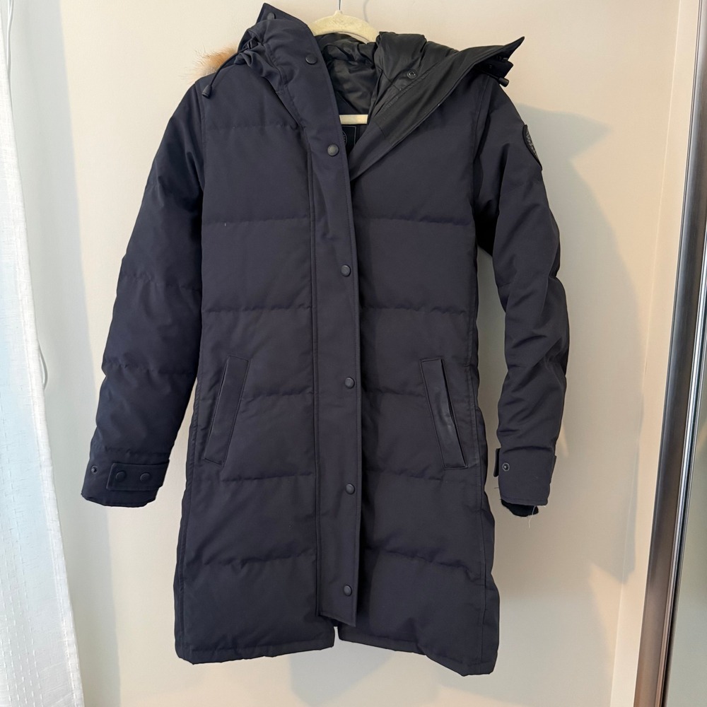 Canada Goose Shelburne Parka Womens XS Navy Down Hooded Winter‎ Coat
